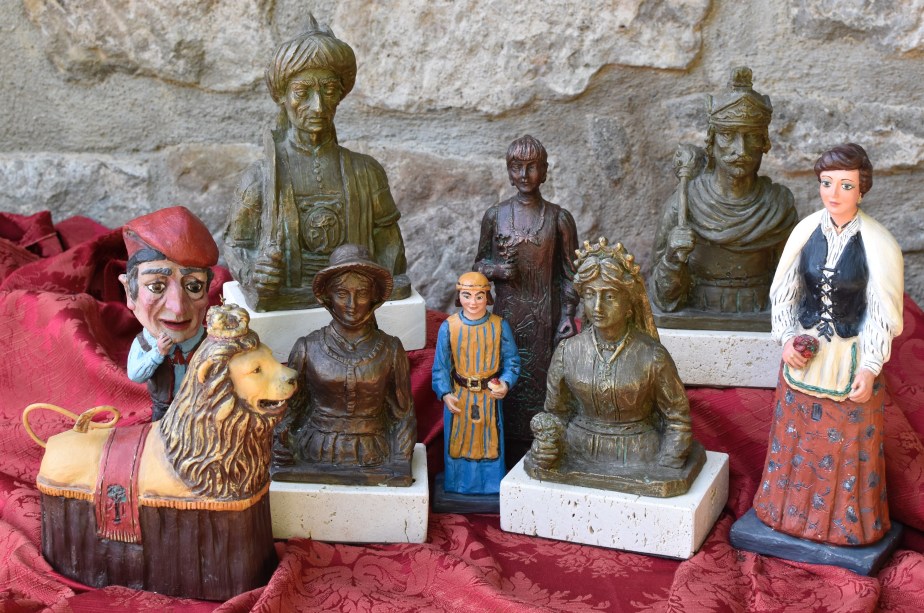 Figures Gegants Catalunya.jpg